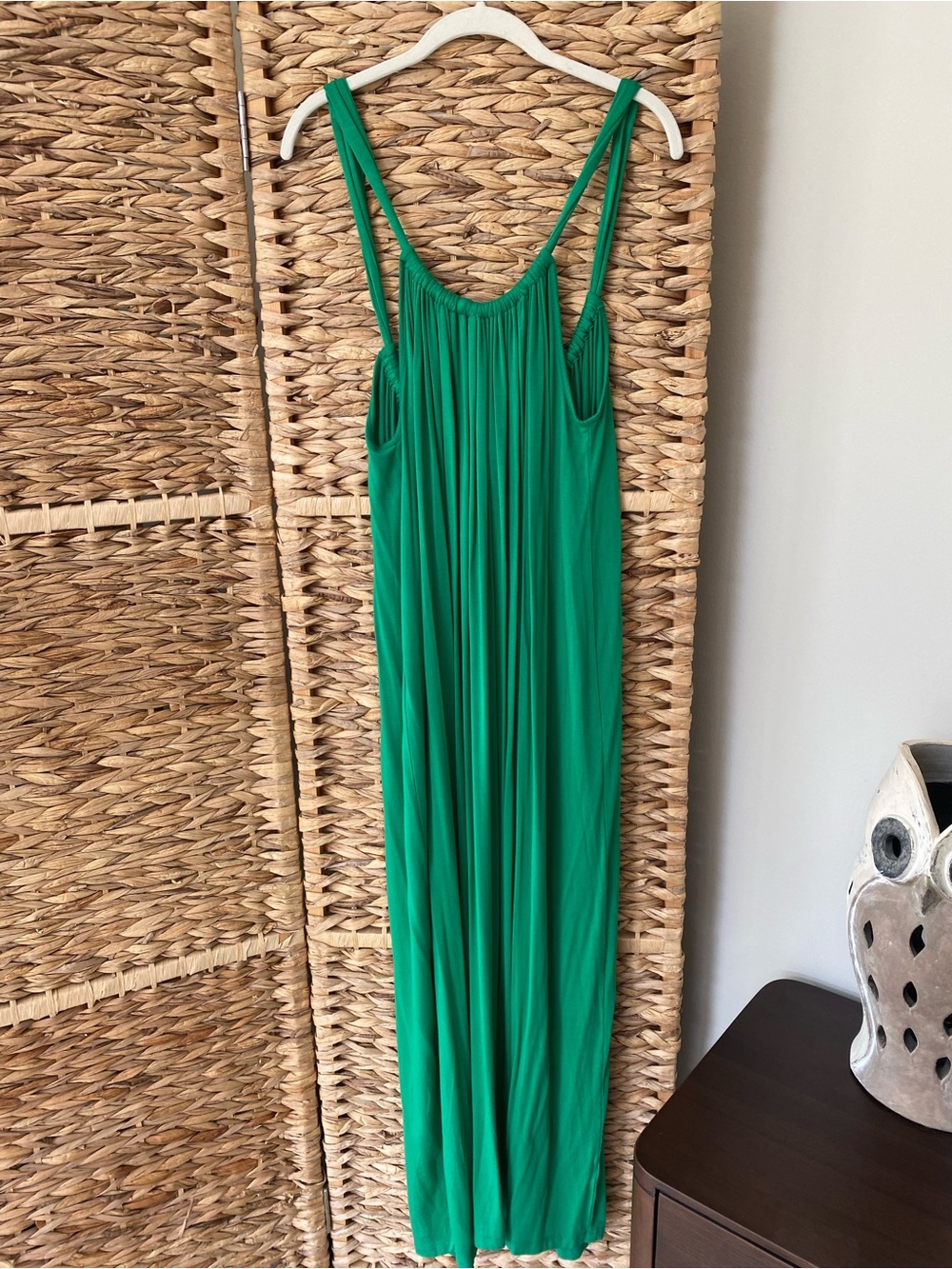 Velvet by Graham & Spencer Emerald Green Pleated Maxi Dress